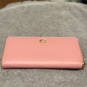 Smooth Leather Slim Accordion Zip-Around Wallet